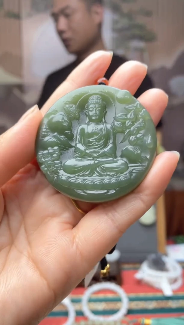 和田玉未镶嵌颈饰拍一发一