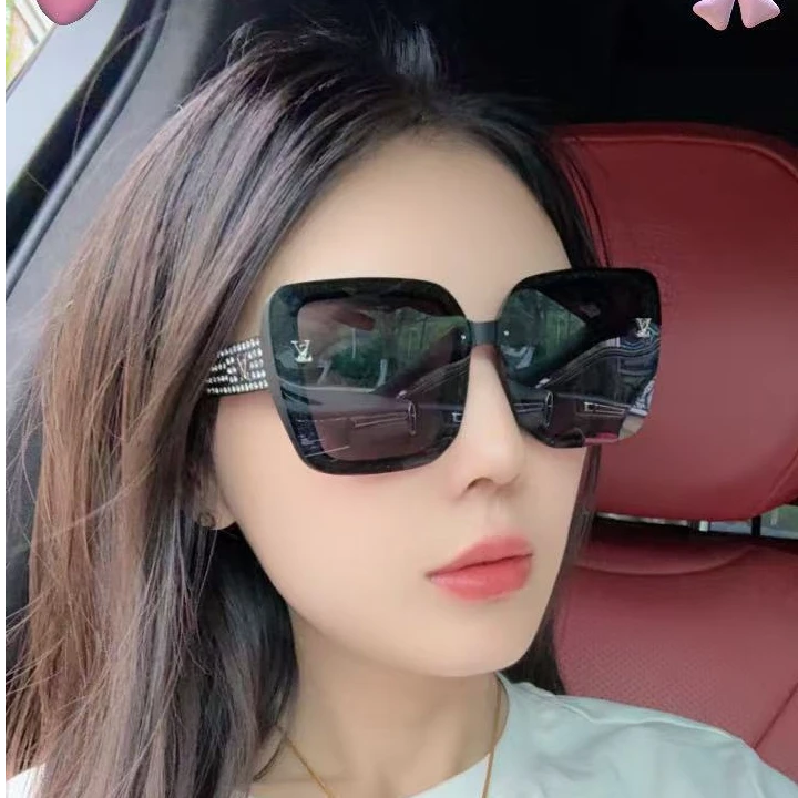 网红款潮流时尚防紫外线墨镜太阳镜气质百搭遮阳方框