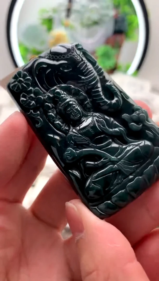 【闪购商品】翡翠颈饰未镶嵌普贤