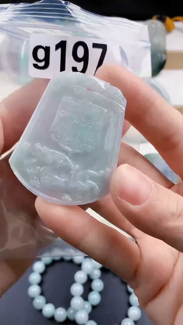 颈饰未镶嵌翡翠天然翡翠吊坠挂件