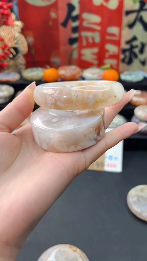 【闪购商品】石英质玉手镯未镶嵌赠送镯心（59圈口）无证书