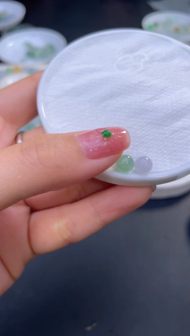 颈饰未镶嵌翡翠山*啊A309116