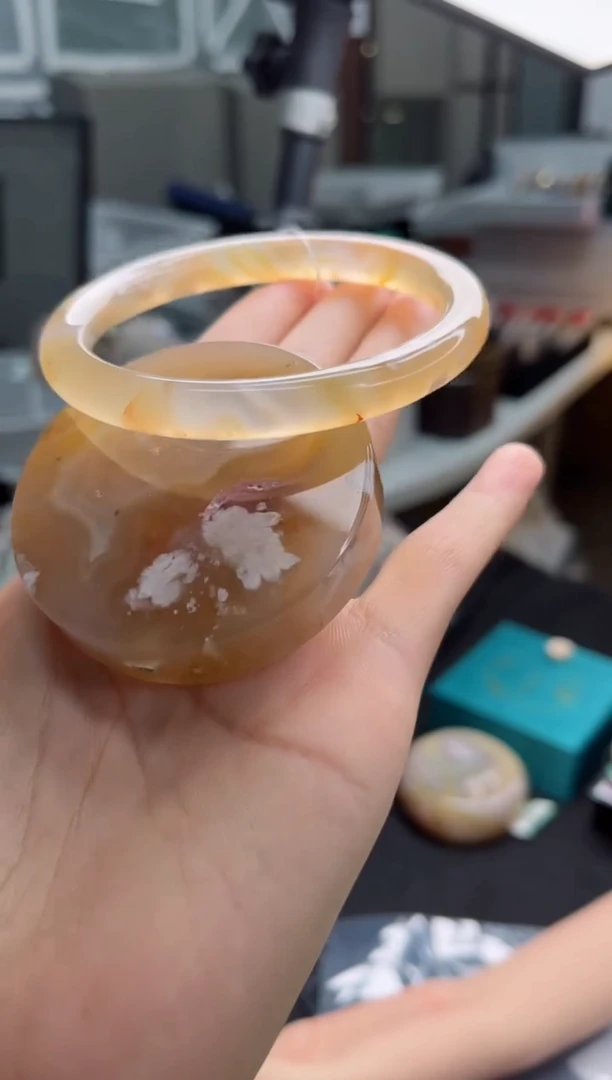 石英质玉手镯未镶嵌64圈口（赠送镯心）652726