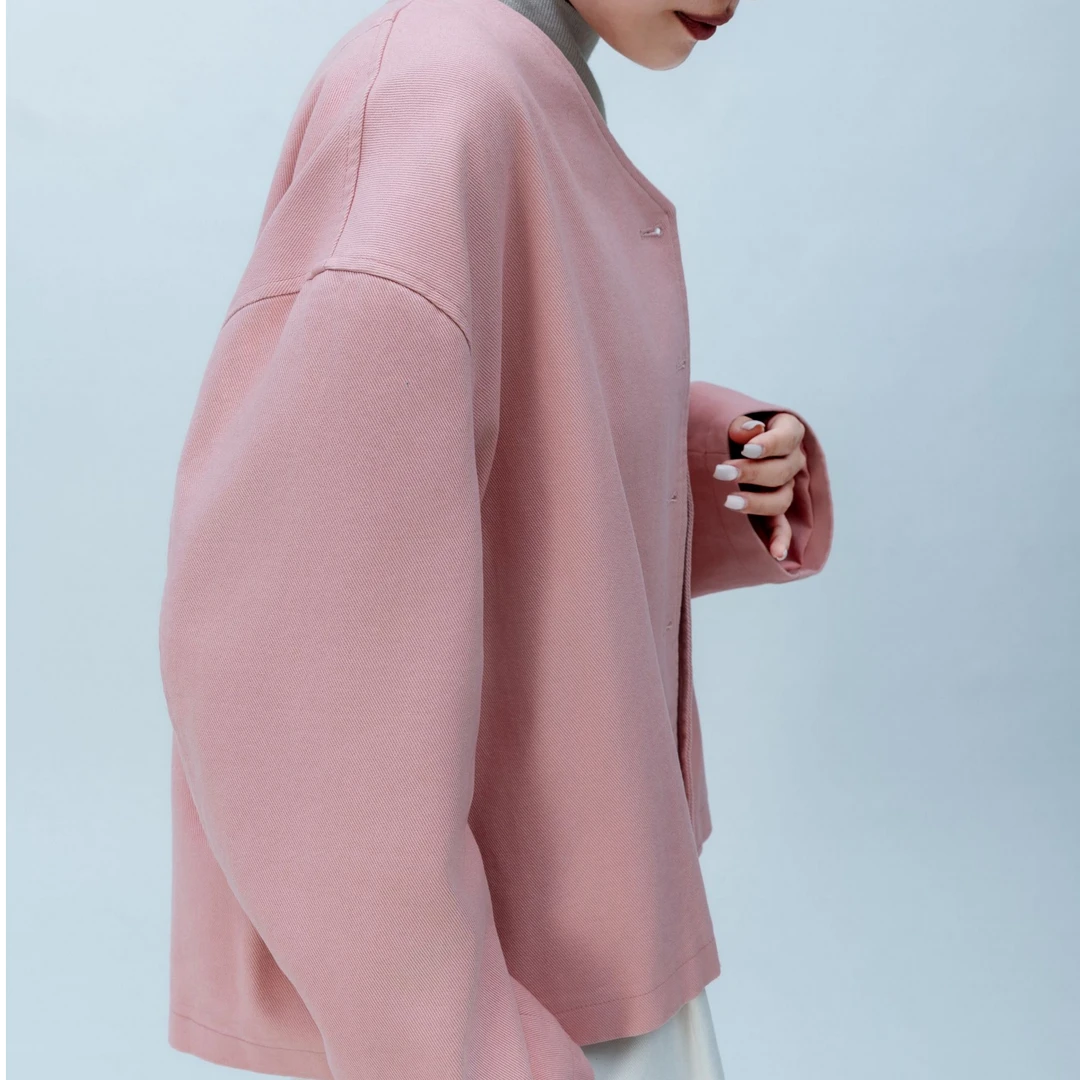 秋冬新款时尚长袖开衫松弛百搭落肩袖宽松型简约气质V领短外套女