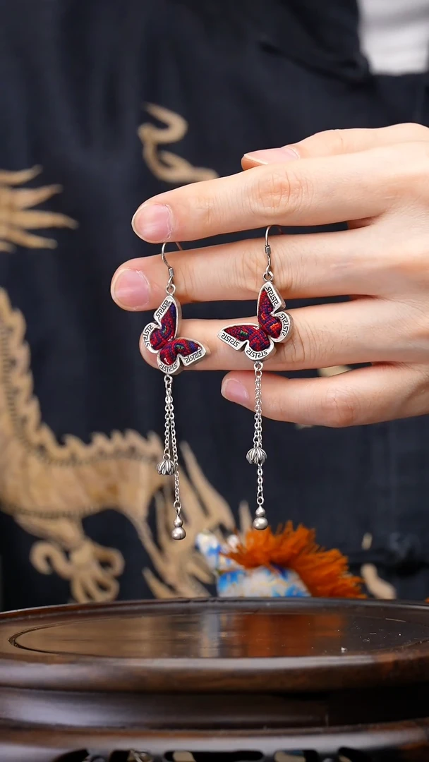 【闪购商品】刺绣黔东南苗族刺绣A816