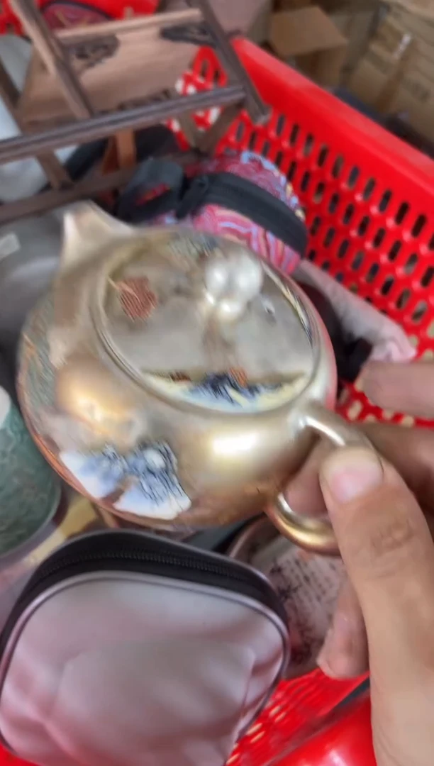 无运费险有瑕疵的摄影的产品有使用过的痕迹有点脏介意勿拍