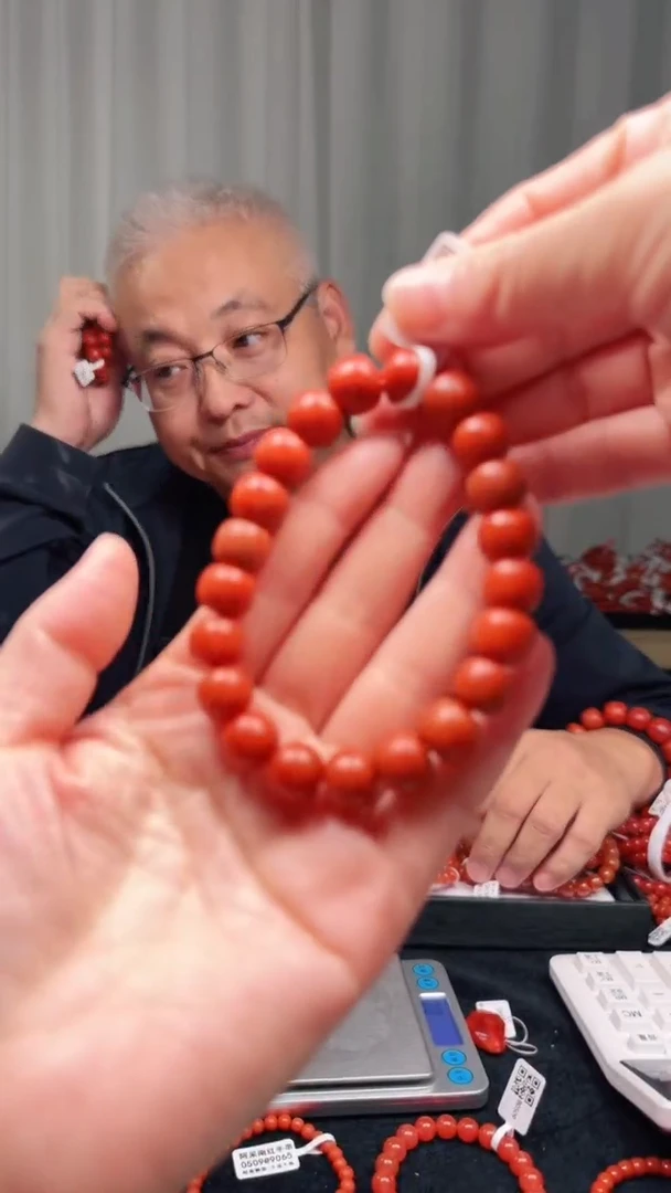 未镶嵌多样性发一件南红玛瑙11mm老矿料哑光瓦西老型单圈