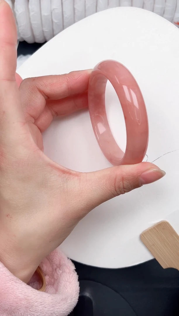 未镶嵌手镯石英质玉117-60