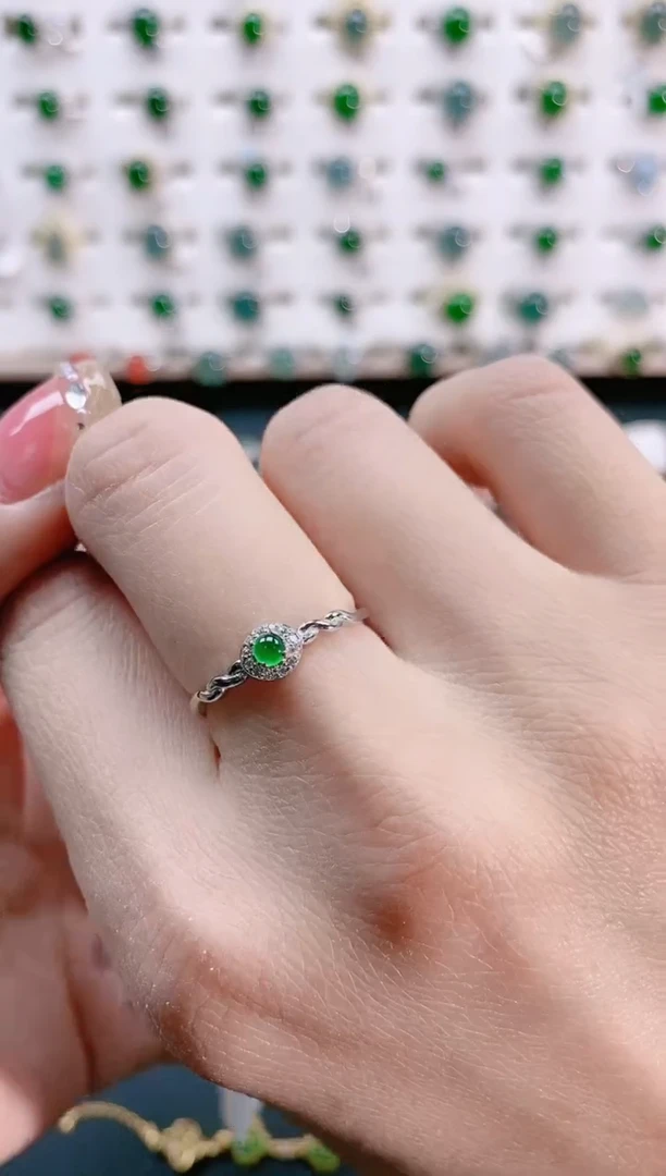 【闪购商品】翡翠戒指银S925镶嵌天然翡翠