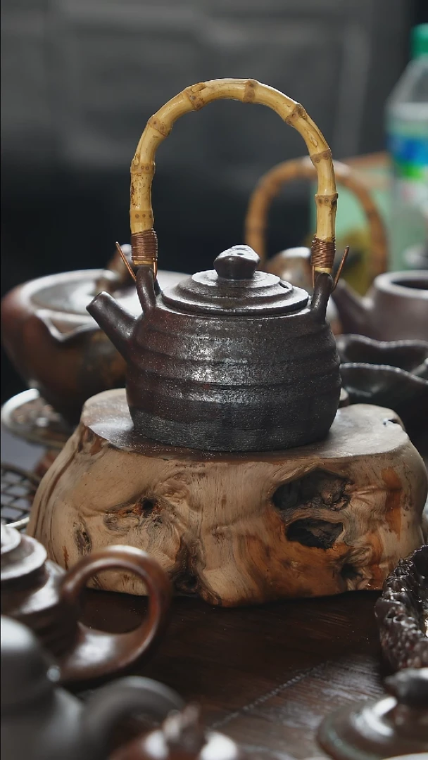 紫砂全手工柱础提梁