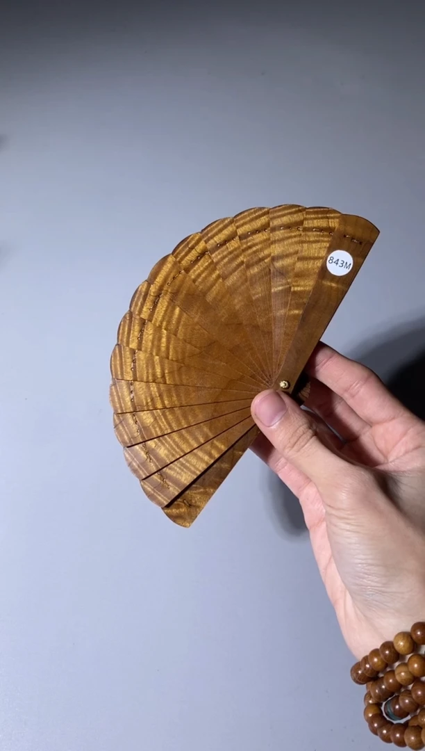 【闪购商品】金丝楠木雕843号10cm金丝楠迷你扇