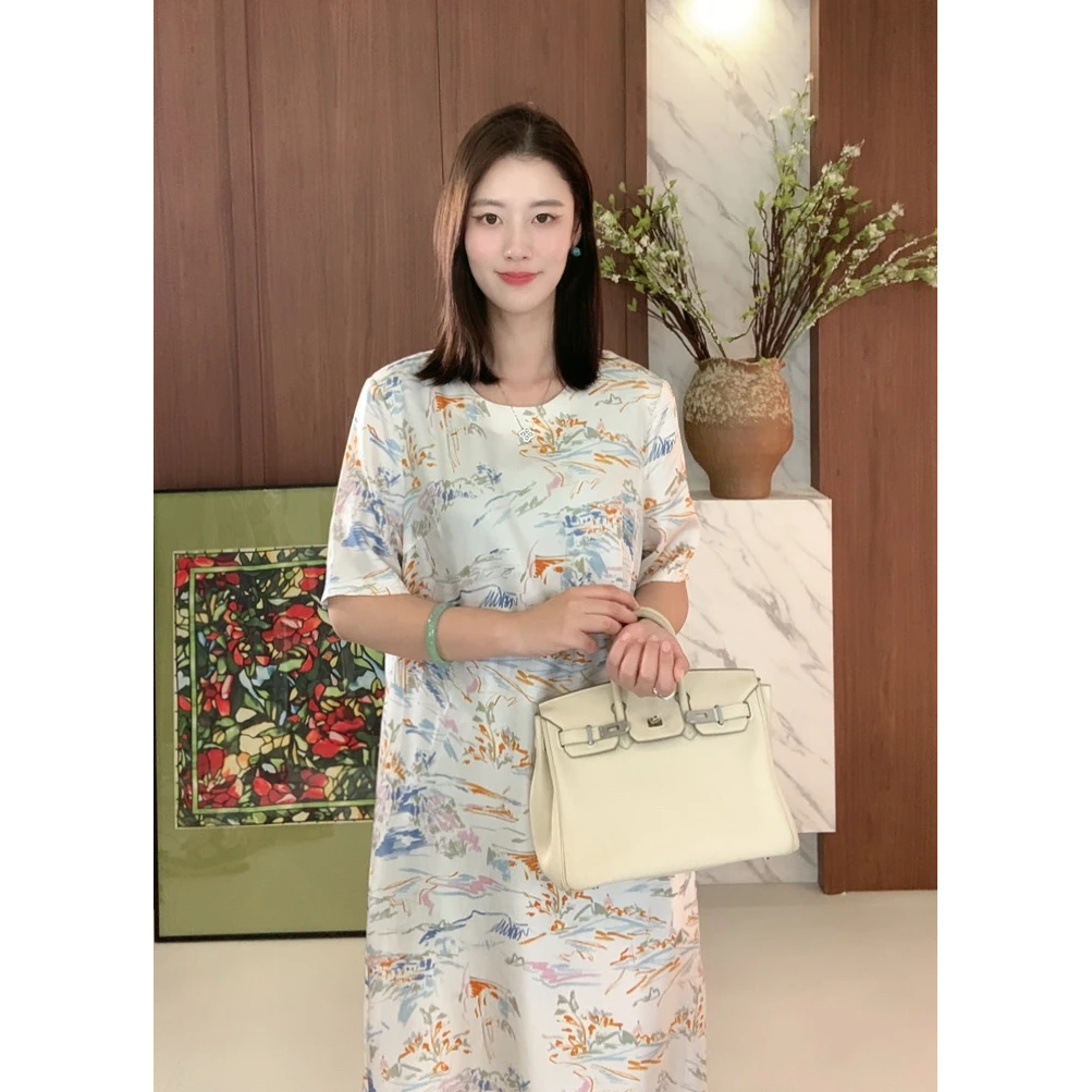 “一溪风月”夏季显瘦时尚优雅圆领桑蚕丝连衣裙KXSMLML439