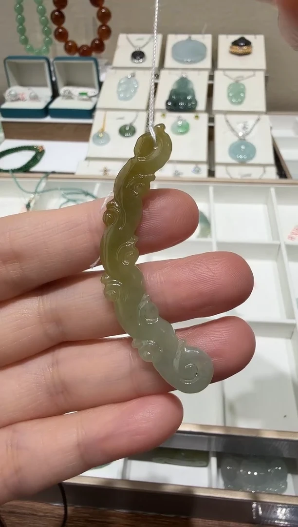 未镶嵌挂件翡翠?****?A货翡翠多样性孤品