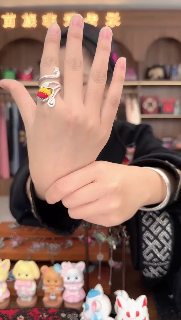 【闪购商品】织绣扶光苗绣传承127