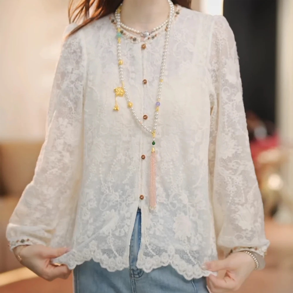 【溜肩救星】2025春装新款法式圆领单排扣蕾丝上衣重工复古