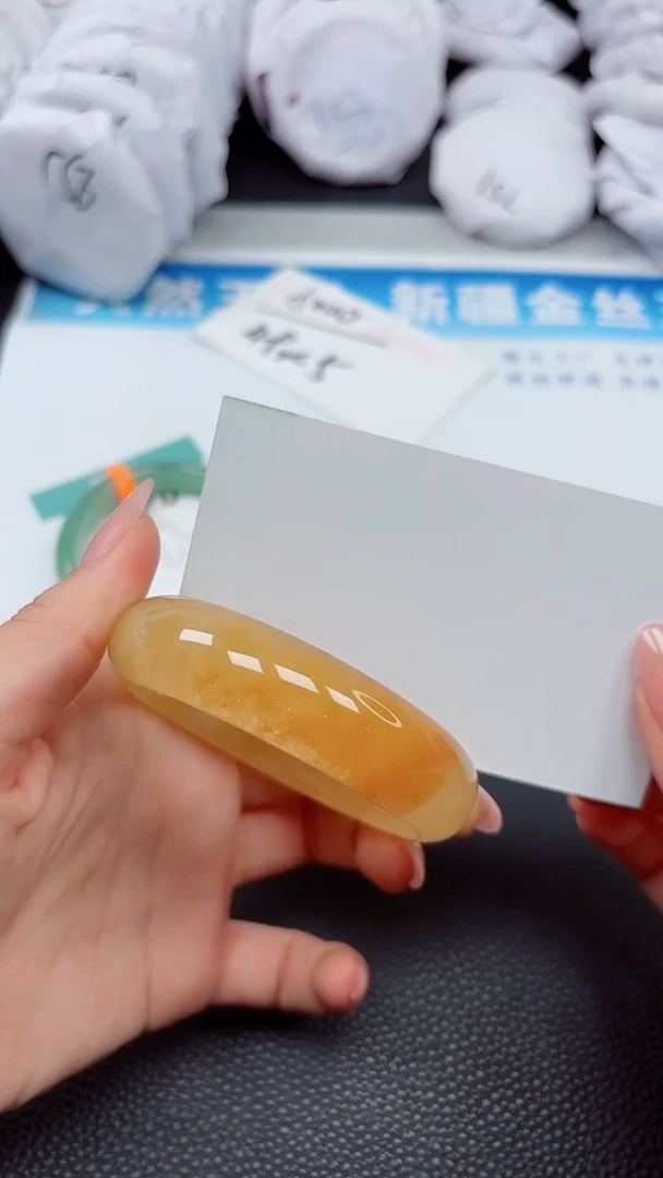 【闪购商品】石英质玉手镯未镶嵌A607