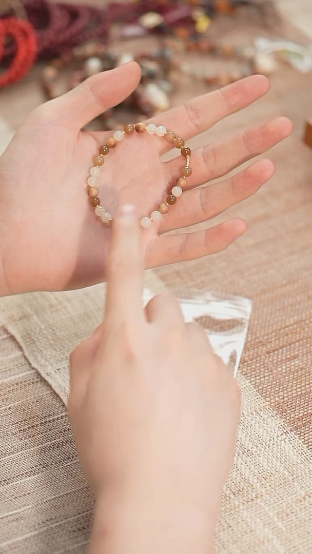 檀香木其他孤品！老山檀 满天星手串