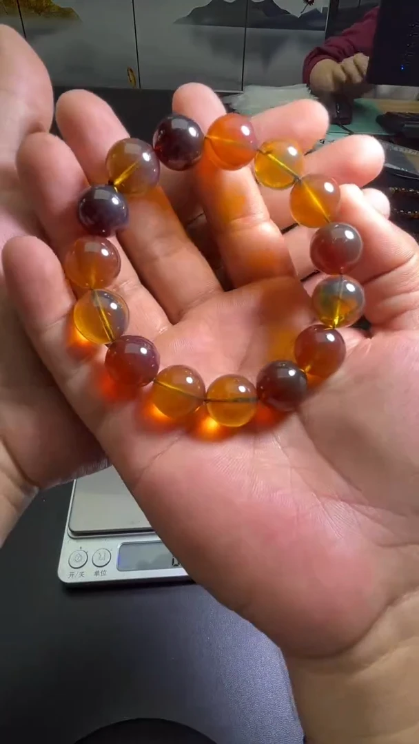 裸石琥珀未镶嵌89
