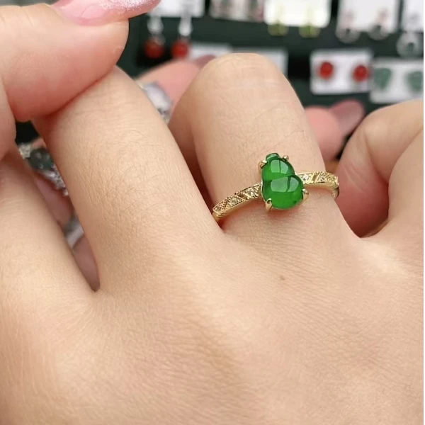 鑫辰珠宝天然A货翡翠银镶嵌设计款开口女戒指时尚百搭