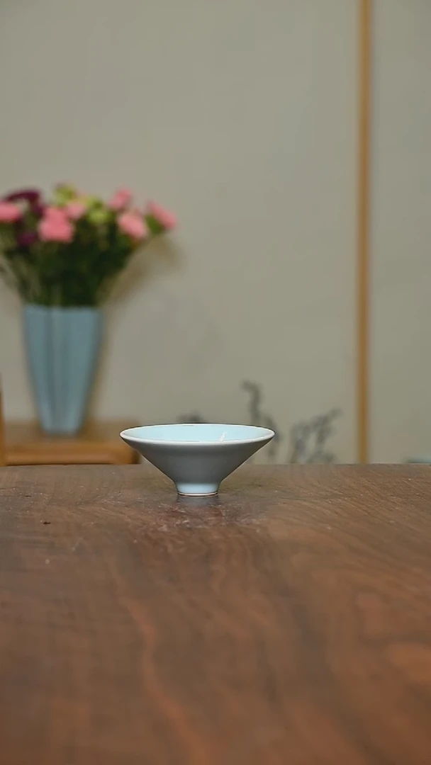 斗笠杯 天青 微瑕 朱法喜款35ML