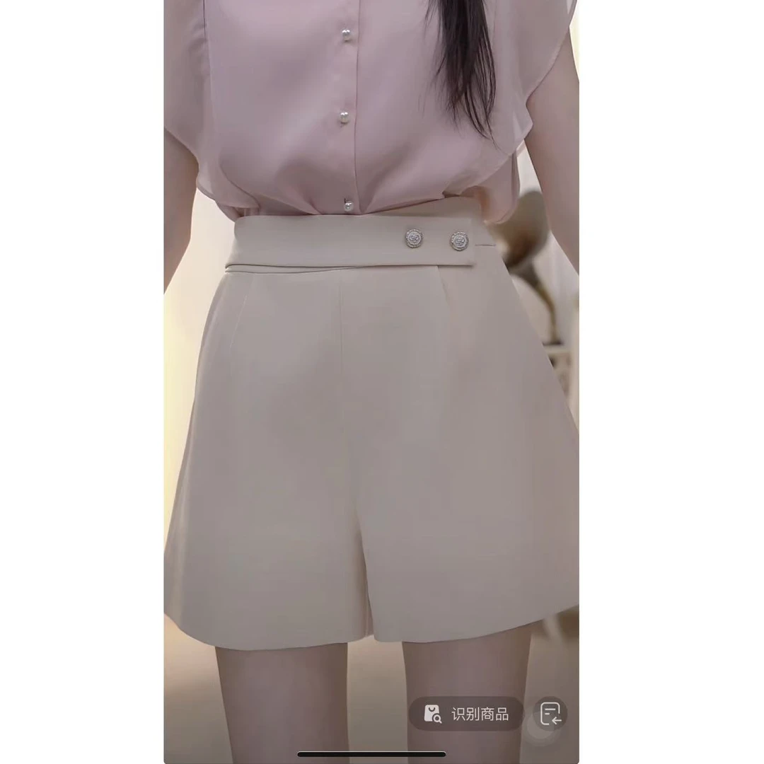 TM高腰纽扣春夏新款高级短裤百搭显瘦西装巴恩风港风008