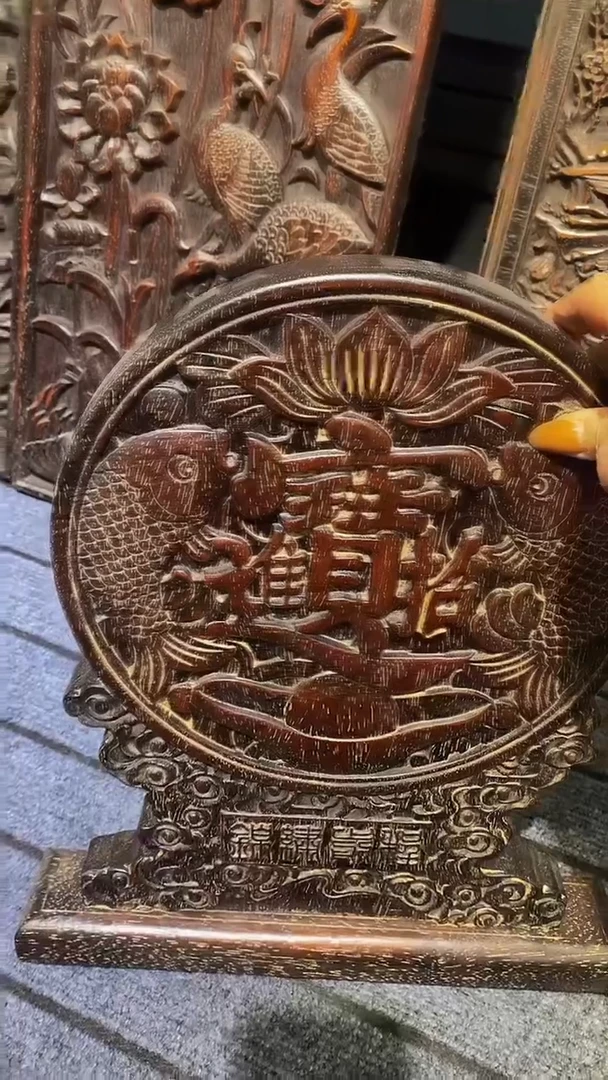 木紫檀雕刻一物一拍