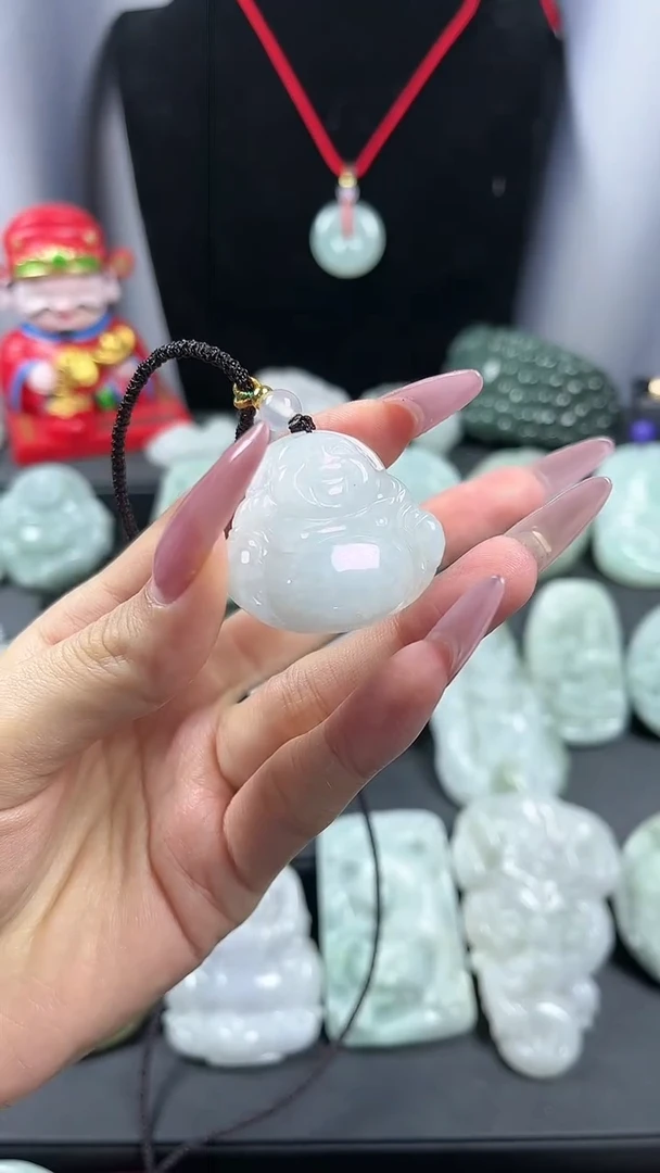 【闪购商品】翡翠颈饰未镶嵌大肚佛