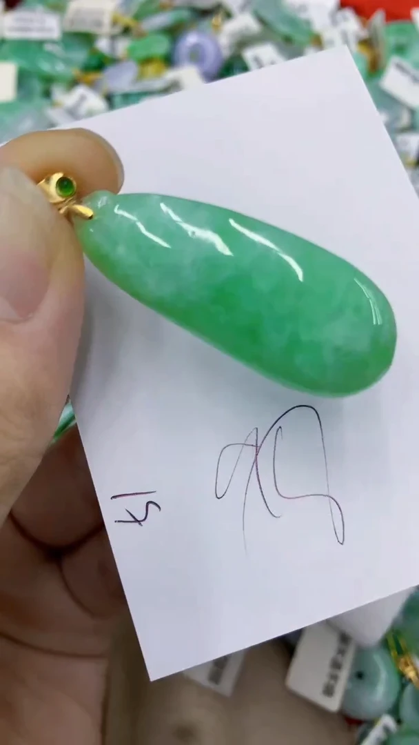 颈饰未镶嵌翡翠111111111111