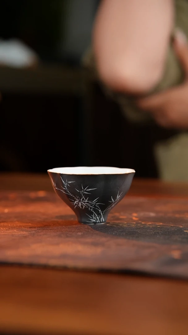 江壶见陶瓷乌金釉竹子描金莲花杯