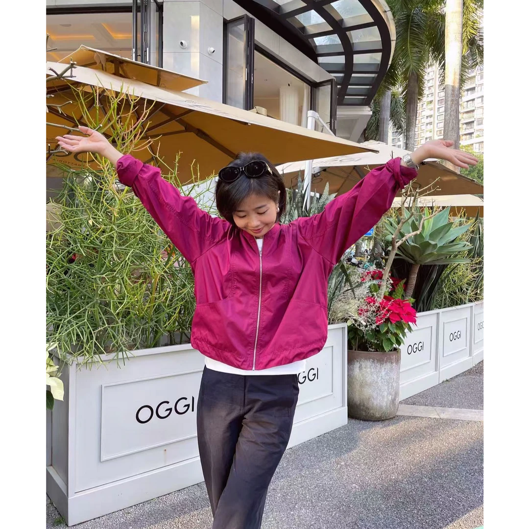 SIWAN/2026年早春系列长袖宽松型玫红色宽松棒球领拉链短外套时尚