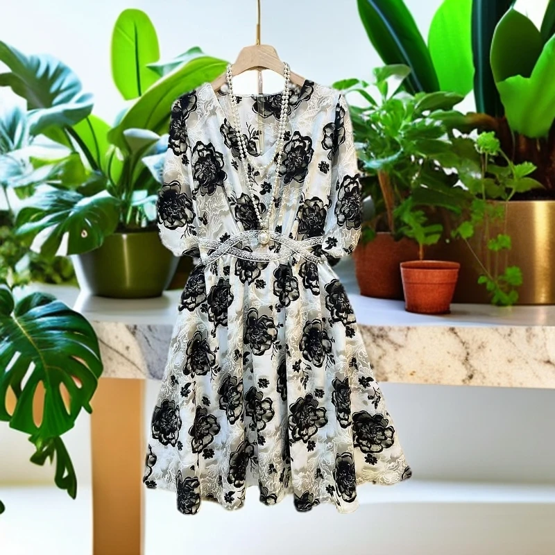 大码2025夏季新款女装连衣裙胖MM韩版气质设计感收腰显瘦碎花裙子