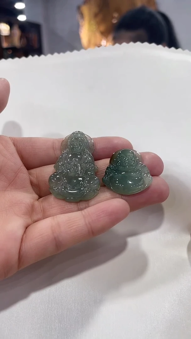 吊坠(不含链)18K金镶嵌翡翠421