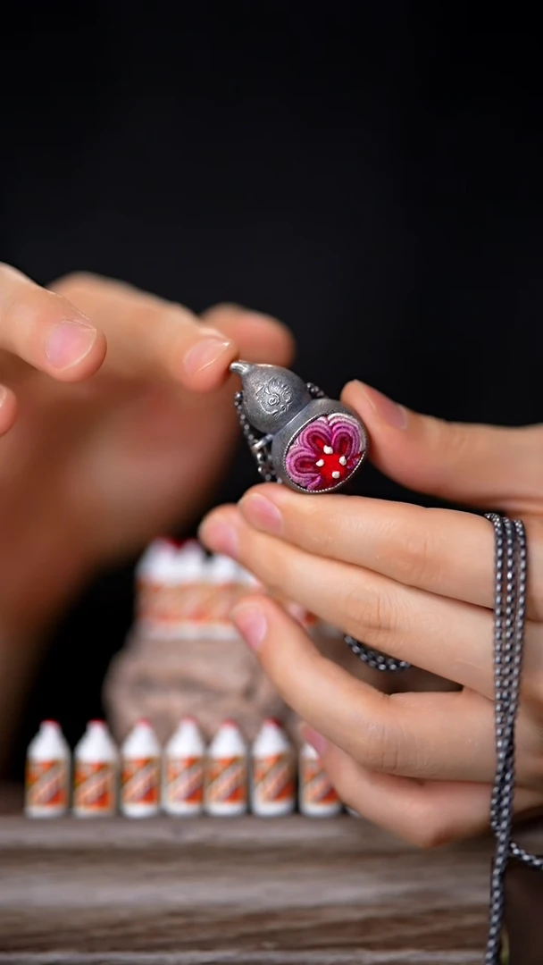 刺绣黔东南苗族刺绣A7