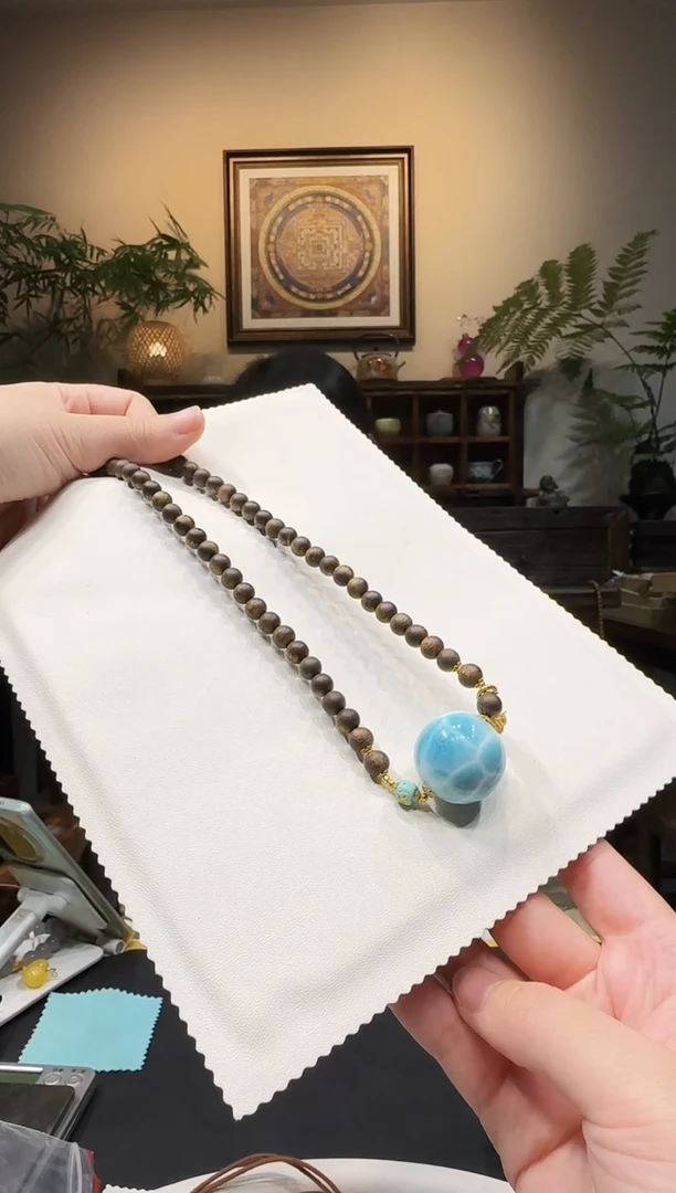 未镶嵌针钠钙石（海纹石）颈饰项链