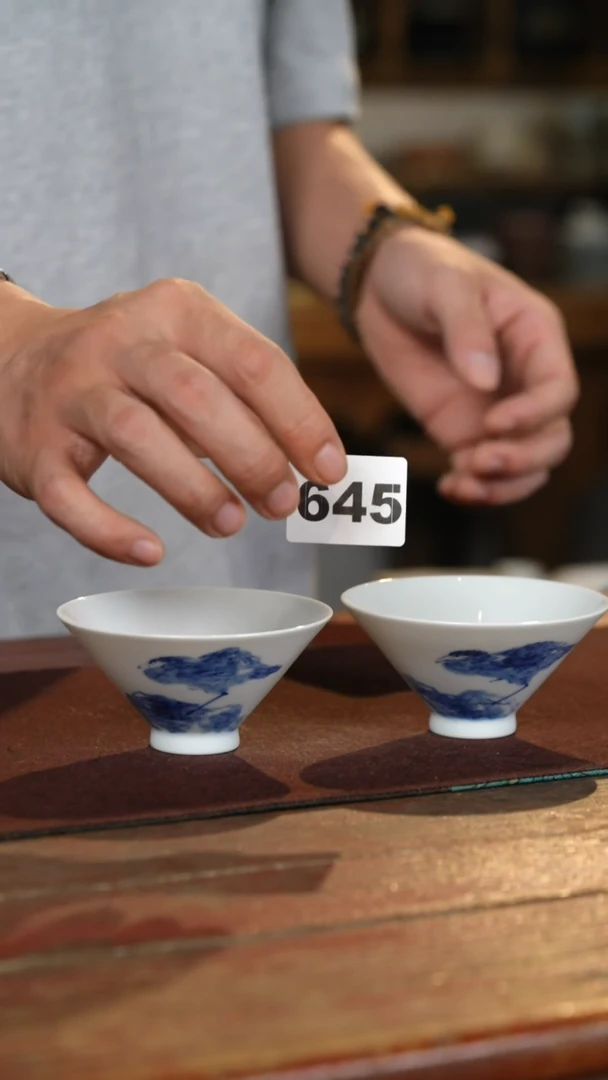 瓷片一只标题标题标题标题