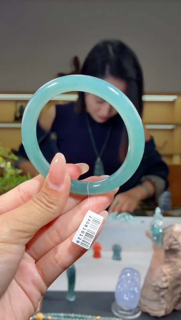 未镶嵌手镯翡翠55圈