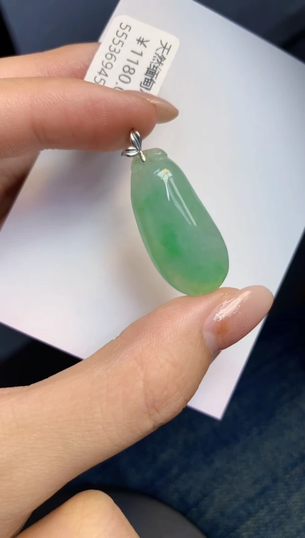 颈饰18K金镶嵌翡翠天然A货缅甸翡翠百元以上9元证书费自理
