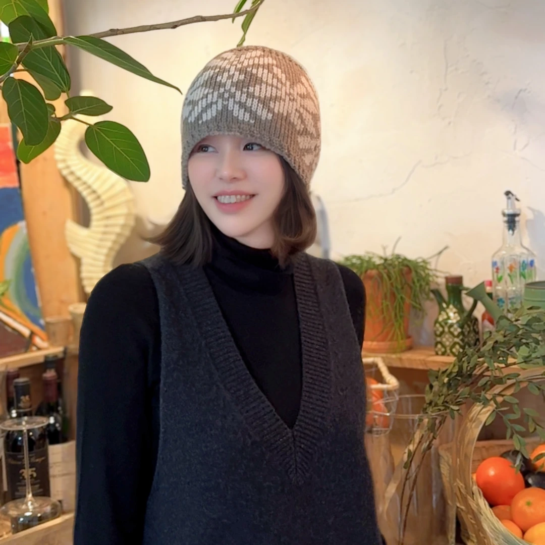 女秋冬羊毛提花毛线帽子复古百搭费尔岛风针织帽显脸小保暖冷帽潮