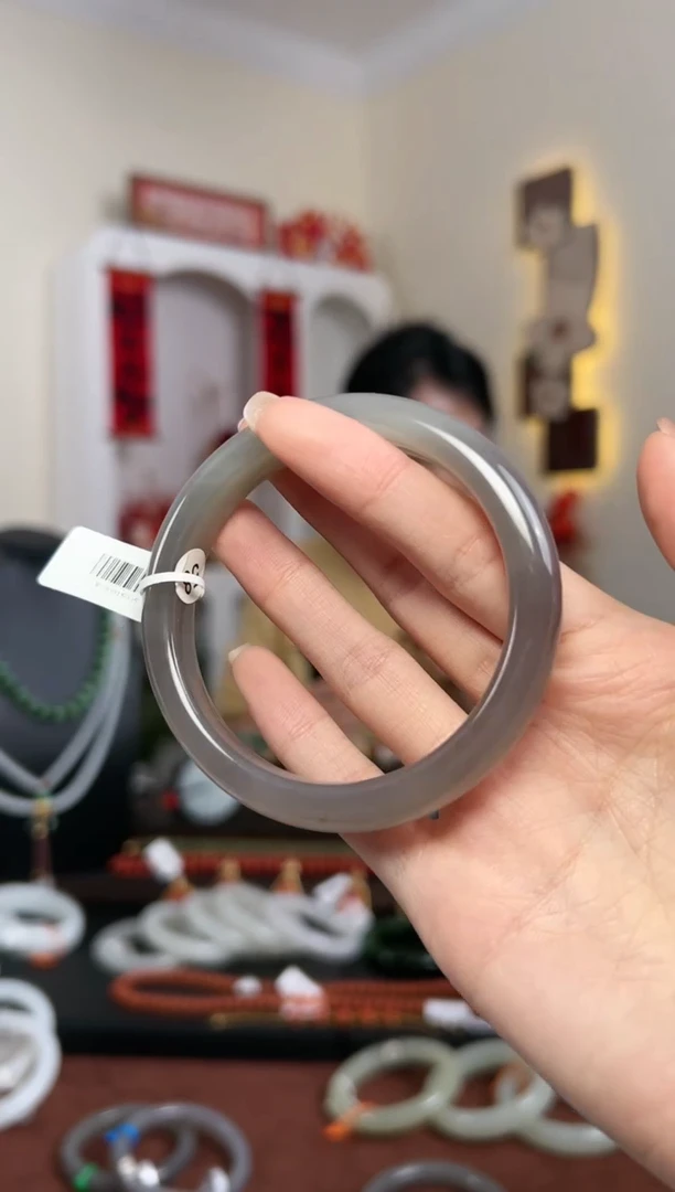 【闪购商品】和田玉手镯未镶嵌S6- 58mm