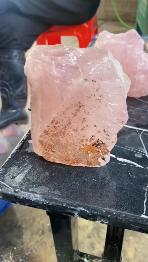 【闪购商品】芙蓉石原石未镶嵌天然粉水晶原石摆件