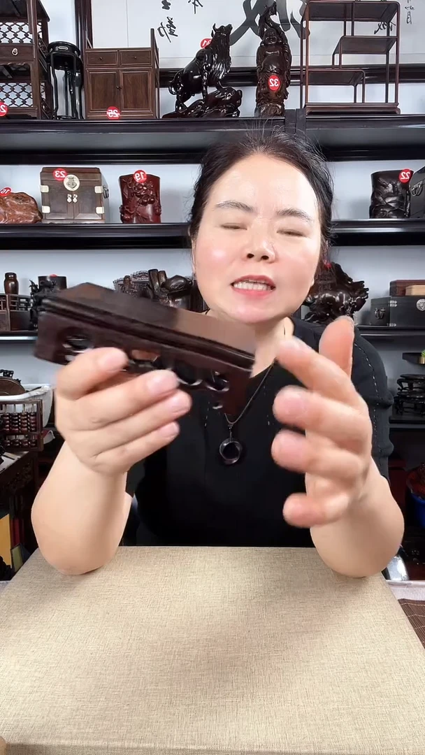 木草龙长方老李红木工艺品