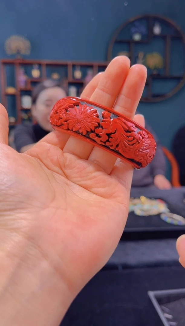 【闪购商品】非遗雕漆镯子龙凤