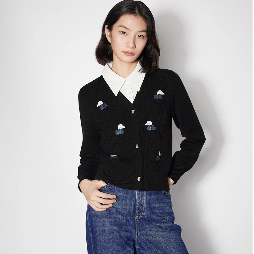 SALT.P可颜2025年百搭时尚新款气质假两件樱桃毛衫AC35306400