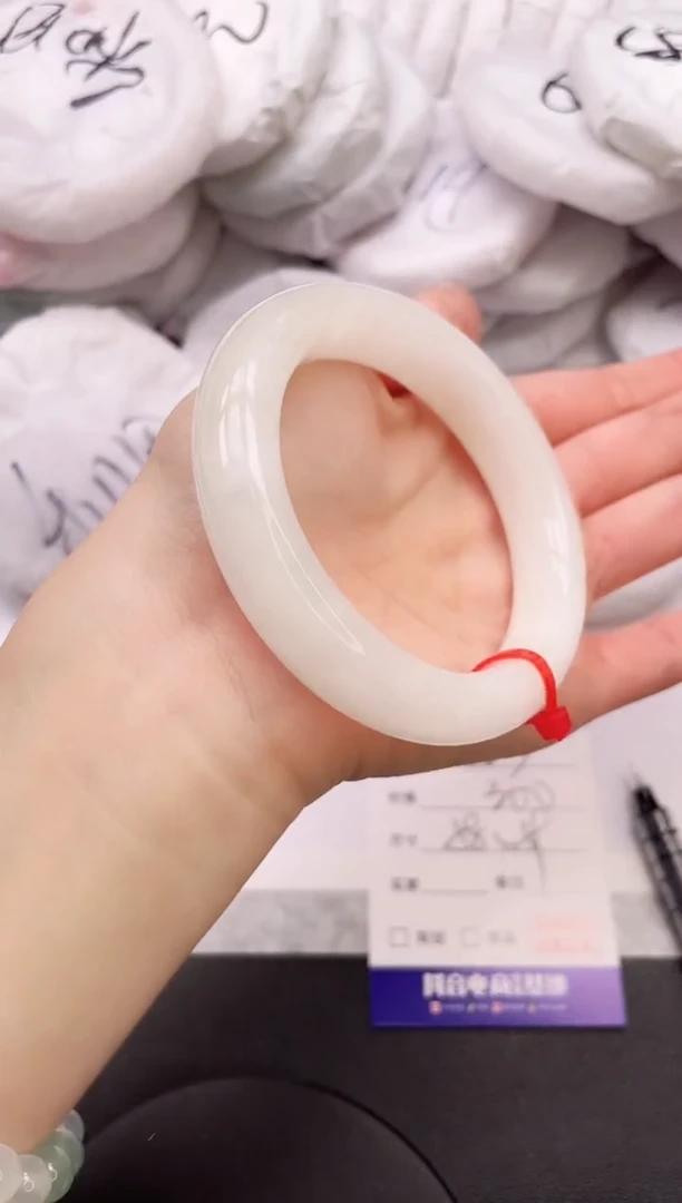 【闪购商品】和田玉手镯未镶嵌31K353-58