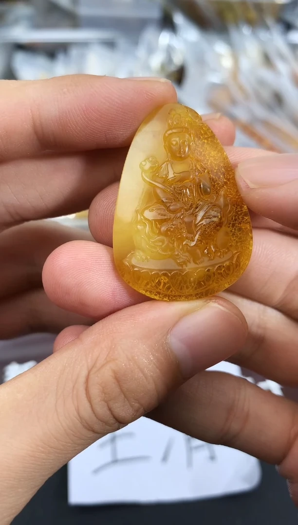 蜜蜡未镶嵌珠宝奇石116