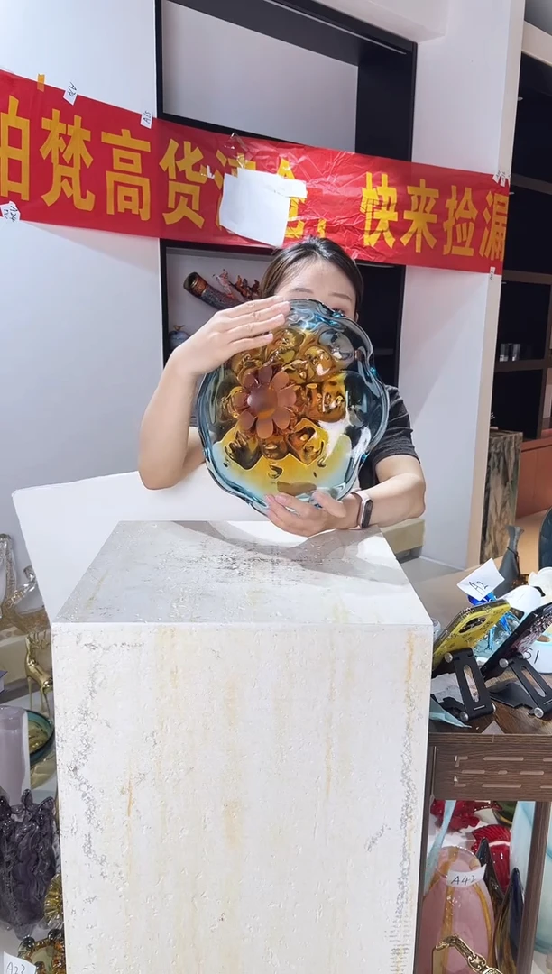 琉璃蓝色渐变果盘清仓A8