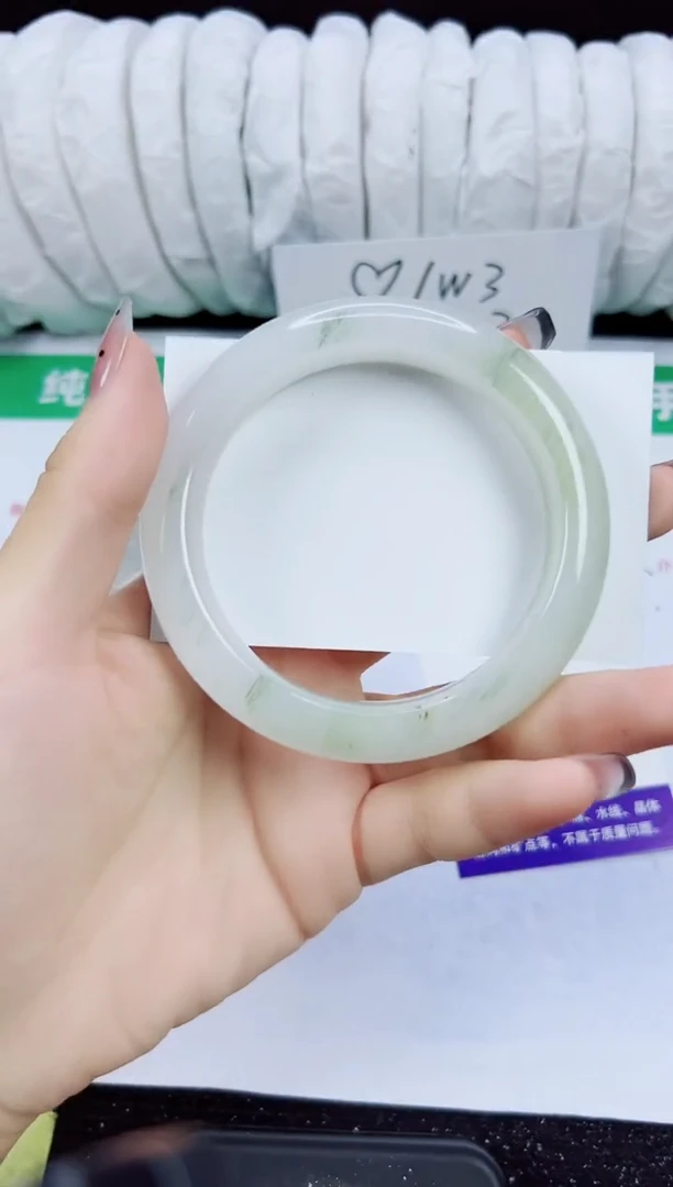 未镶嵌手镯石英质玉180-59/60