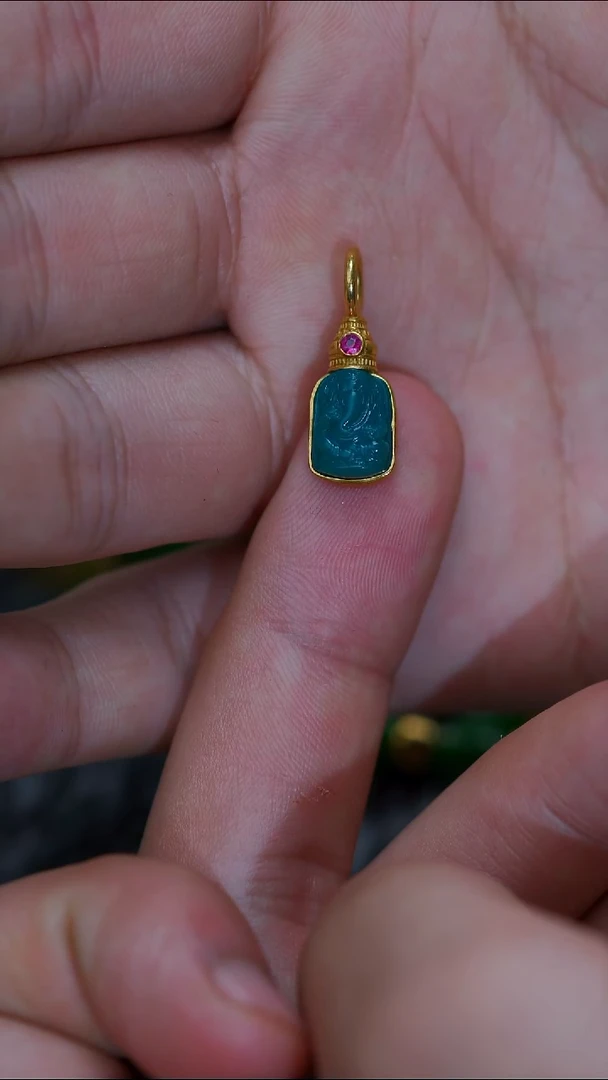 绿松石22K金镶嵌颈饰绿松石侧挂