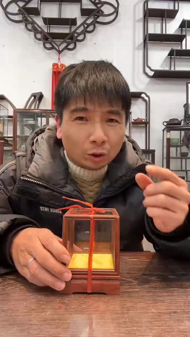 【闪购商品】红酸枝木类木艺玻璃罩062