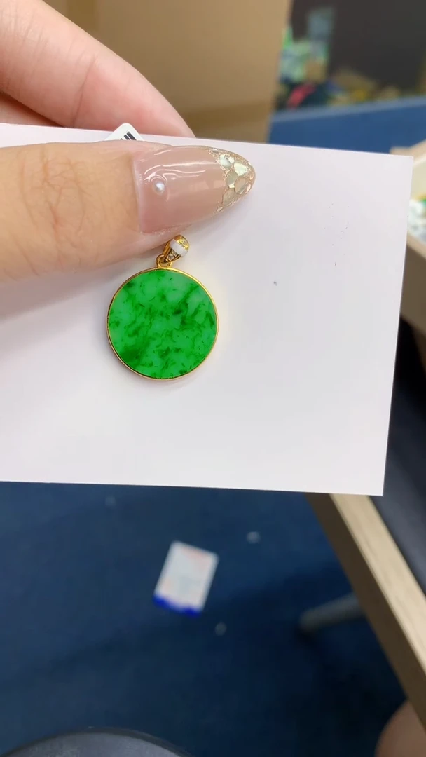 翡翠银S925镶嵌颈饰             8